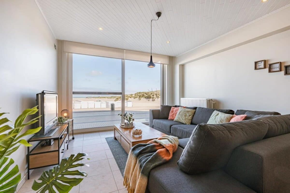 Huswell - Beachfront Apartment In Zeebrugge Экстерьер фото